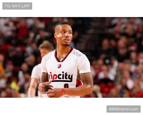 利拉德休赛期还在凌晨四点练投篮，这人是真不睡觉啊？